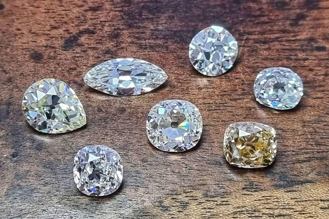 Loose Diamonds